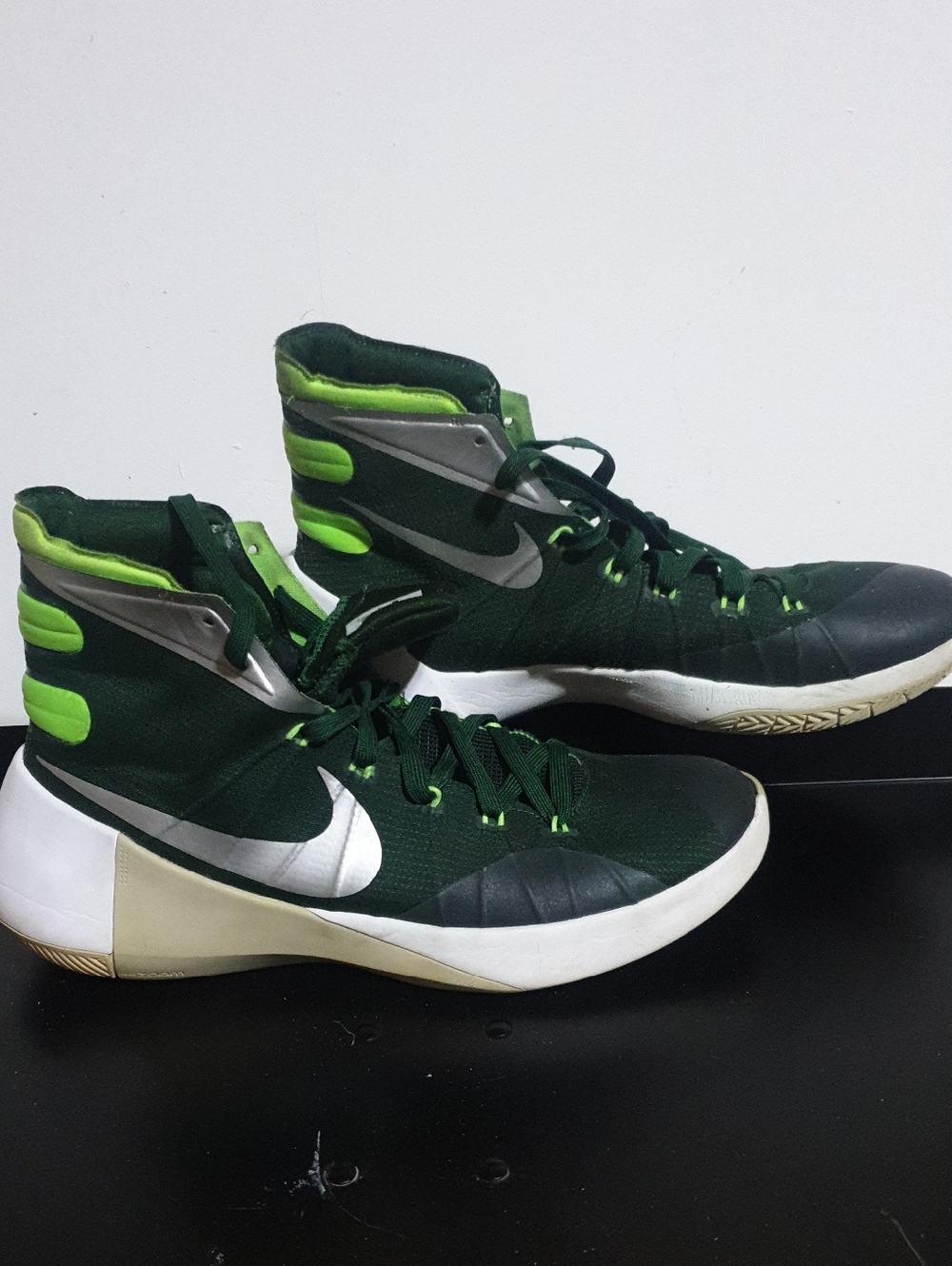 Nike Men's Green and Silver High-Top Basketball Shoes